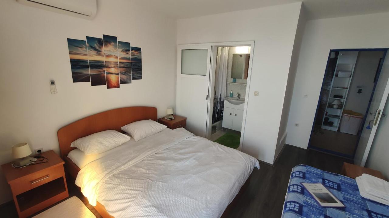 Guesthouse โปดาซา ภายนอก รูปภาพ