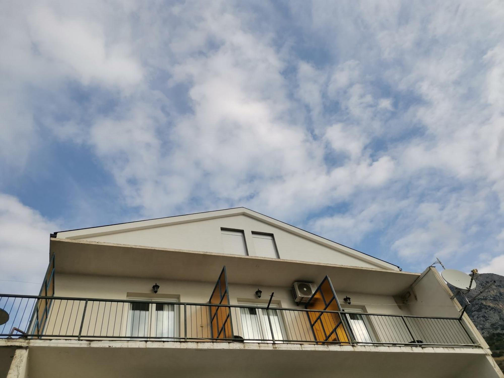 Guesthouse โปดาซา ภายนอก รูปภาพ